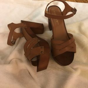 Madden girl sandals size 9